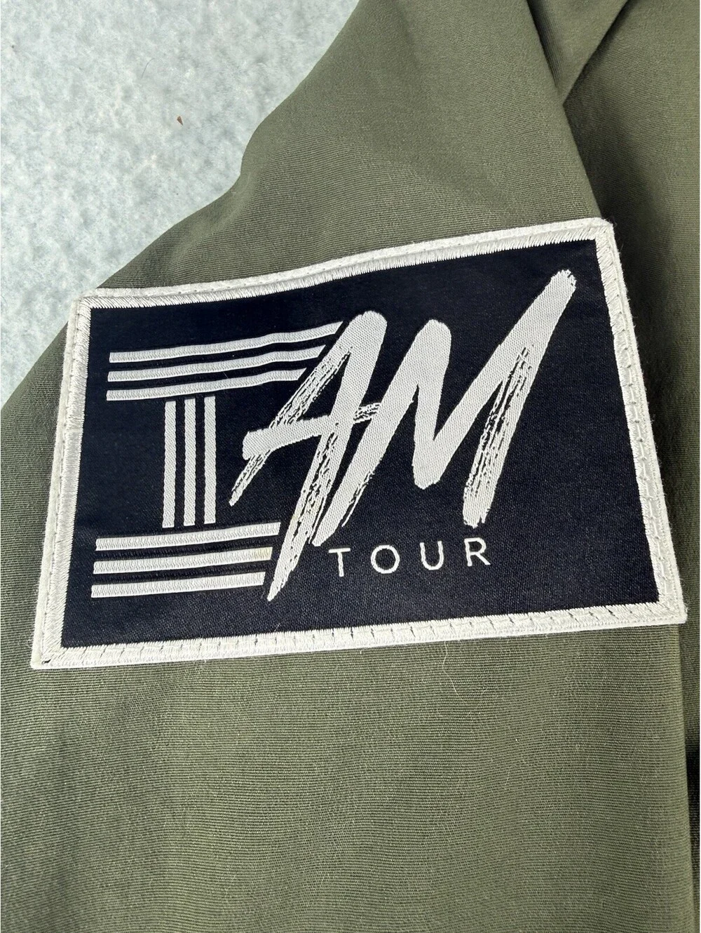 Urban Empire AM Tour Men's Green/Black Full Zip Band Collar Bomber Jacket, M Y2K